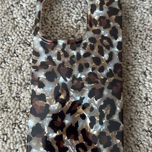 Leopard Print i-Phone 16 pro max Case NWOT